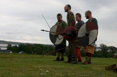 Danmarks største vikingeborg rejser sig fra støvet