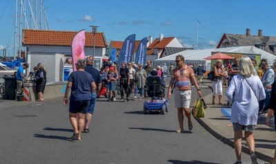 Muslingefestival satte gang i havneområdet i Løgstør