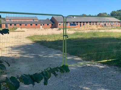Mystik om skolebyggeri Vindblæs fortsætter til 27. oktober